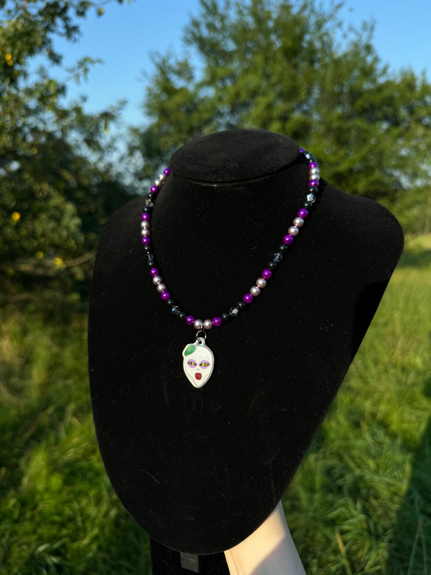 Ghoul beaded purple necklace (var.3)